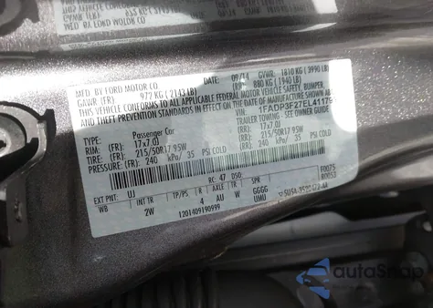 2014 Ford Focus Se z USA, uszkodzony, nr VIN 1FADP3F27EL411799